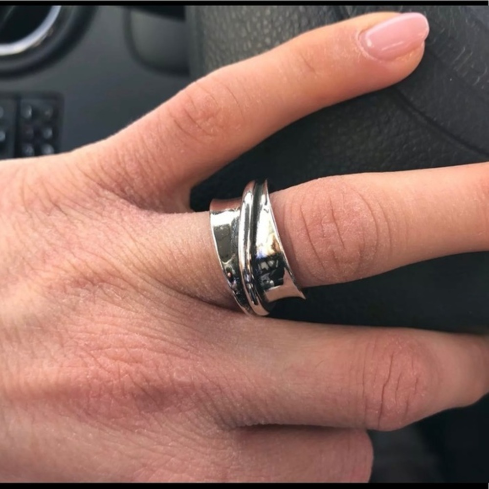 925 STERLING SILVER RING - Picture 2 of 7